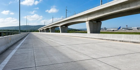 Concrete Roads, Bridges & Airport Roads picture