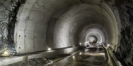 Tunnel Walls & Mine Walls picture